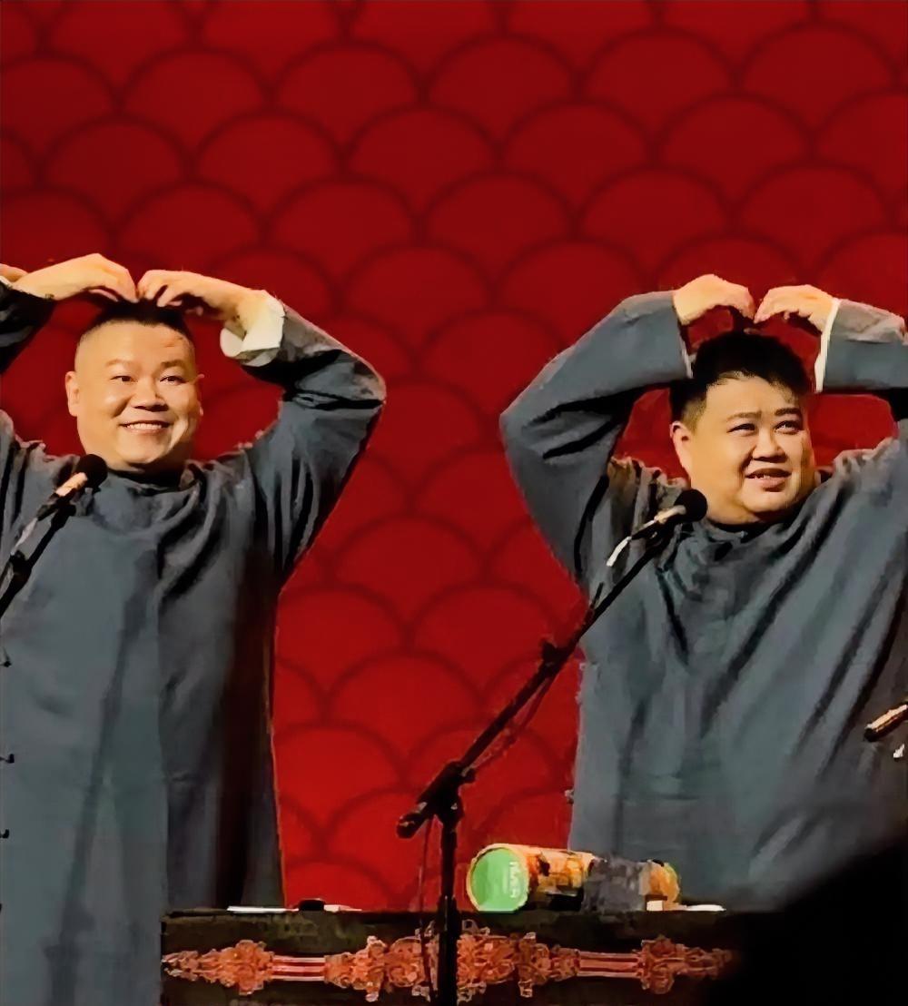 岳云鹏和孙越在英国相声巡演,和观众互动时,碰到河南老乡,岳云鹏也一