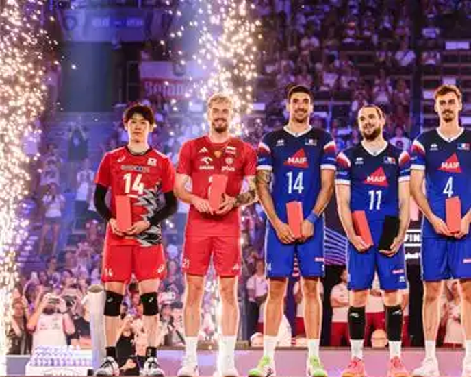 世界男排联赛宁波北仑总决赛,卫冕冠军法国队公布了14人名单,主攻
