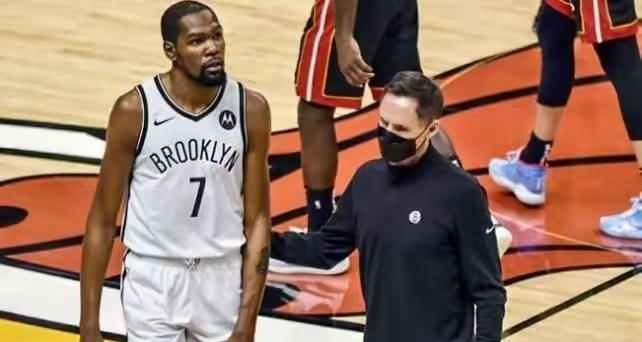 欧文回怼杜兰特:我等了他一年半,结果他却和纳什目标一致