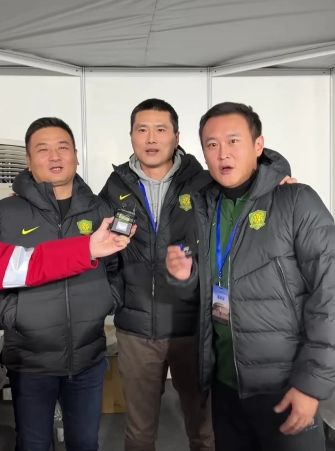 北京中赫国安队的杨璞还负责青训吗?