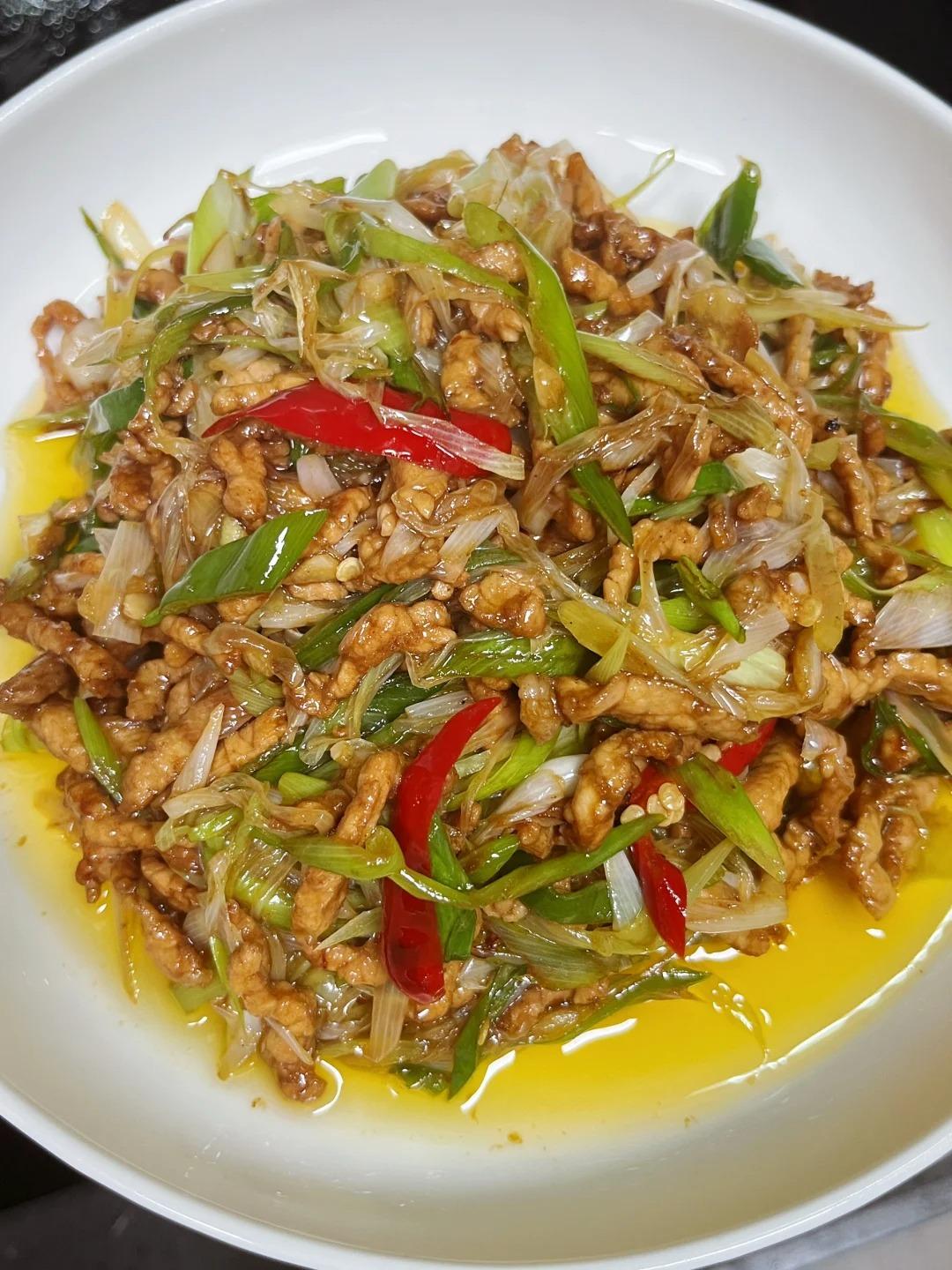 这个葱爆肉丝真的巨好吃