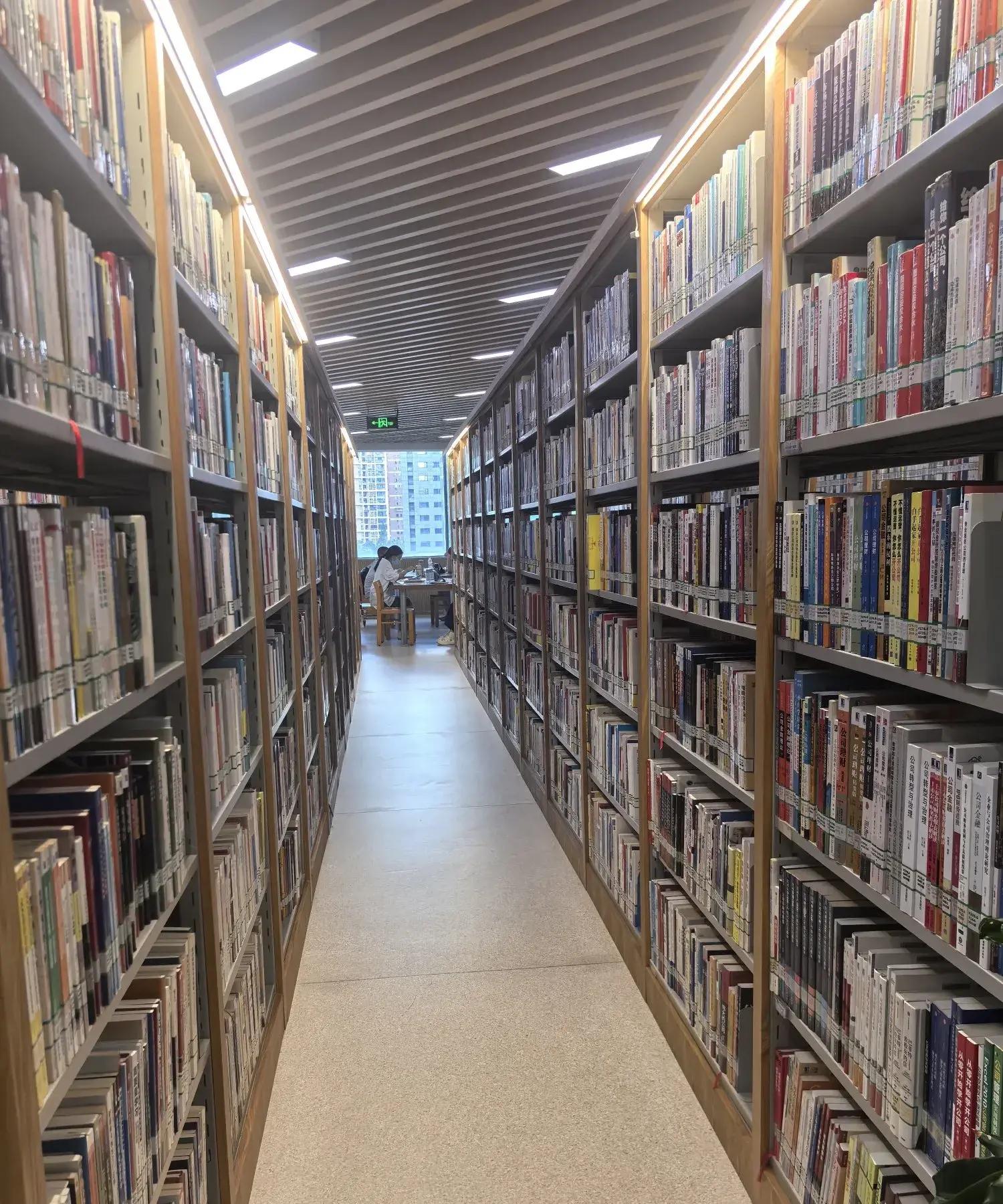 温州这座小城,最让我喜欢的,是它的图书馆,以及随处可见的城市书房