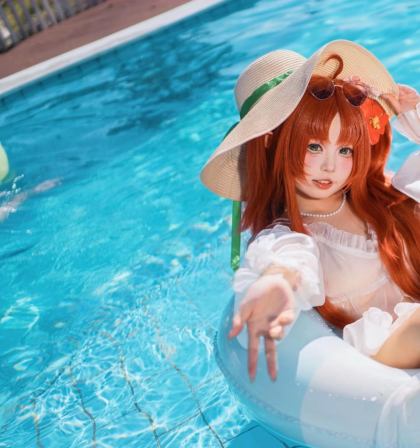 博士,你在想peach吗 最新泳装cos图刚出炉 刚刷到一组明日方舟里"