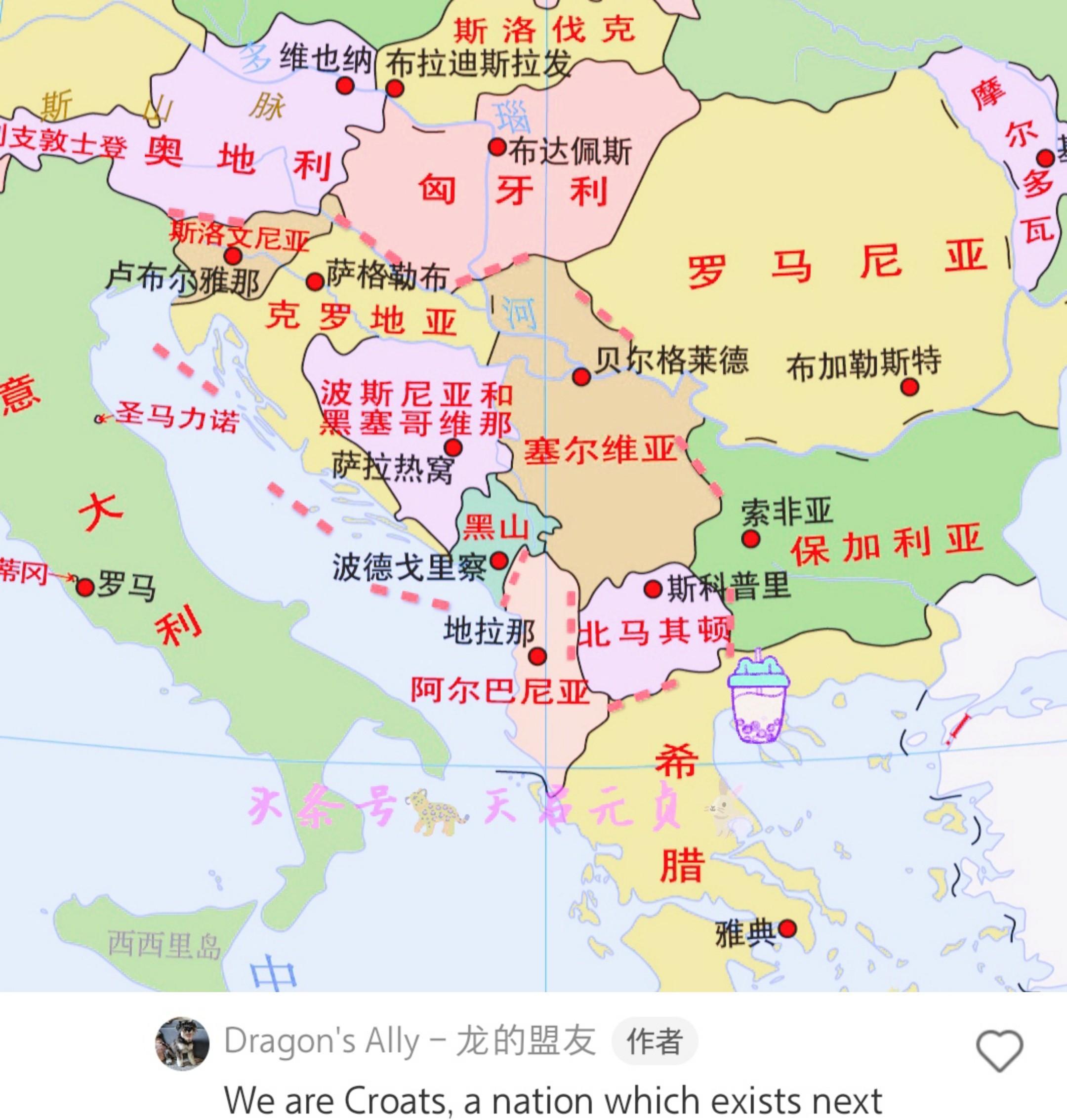 他靠在键盘前屏幕光映出脸上的影子