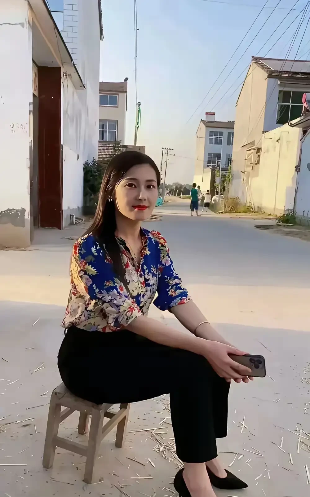 最近,一位不怎么联系的远房表哥突然打电话给我,诉