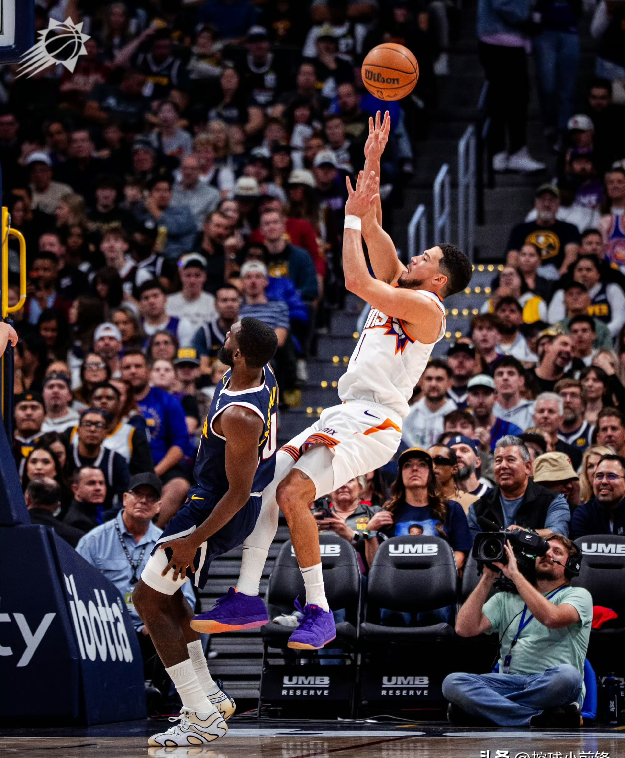 夏洛特黄蜂围绕NBA季后赛复出首秀巴黎圣日耳曼迎德国杯关键赛，现场解说直呼：印第安纳步行者完成体检备战NBA常规赛