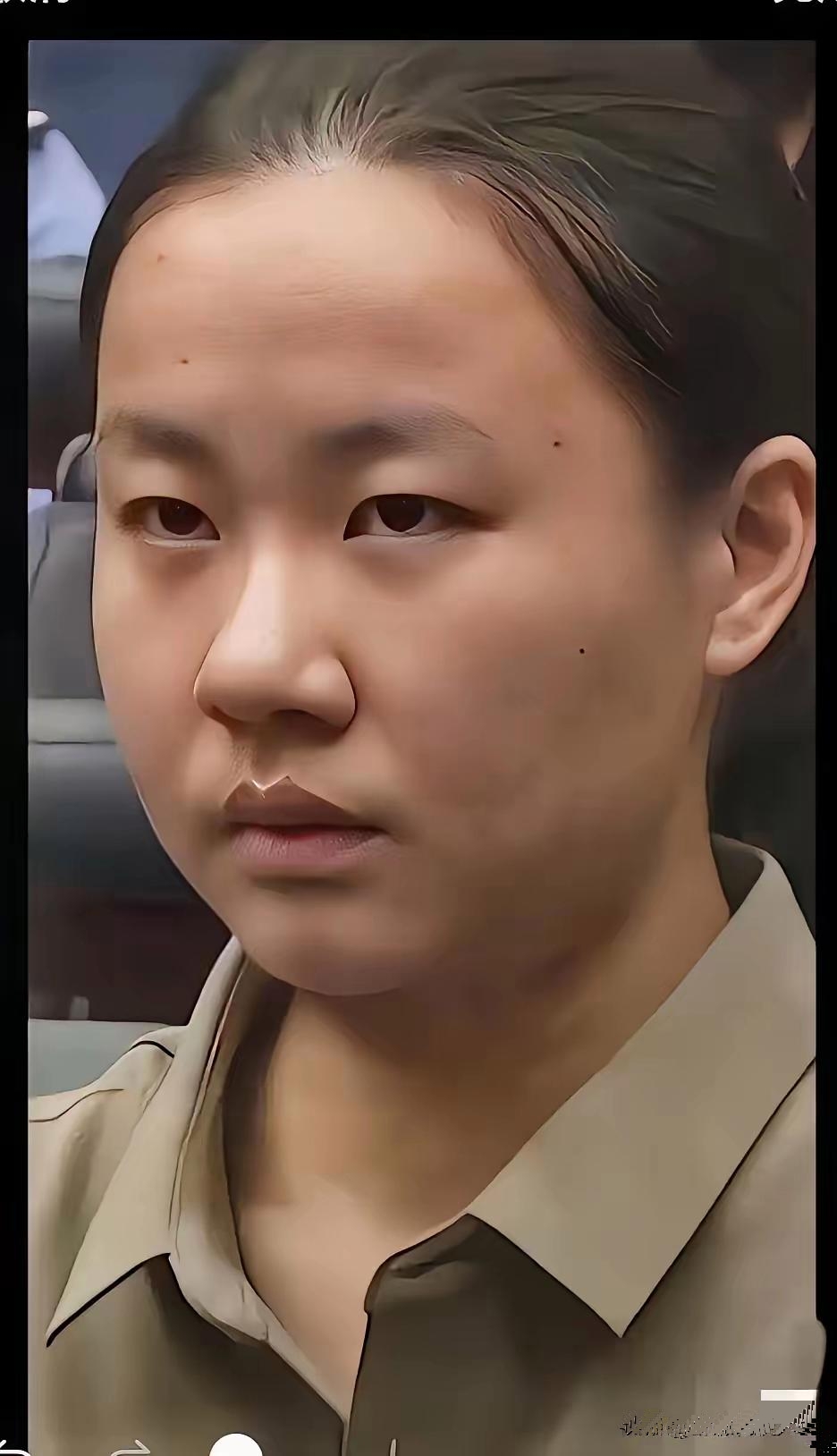 估计她爸把电诈集团当自家产业了,想让女儿接手
