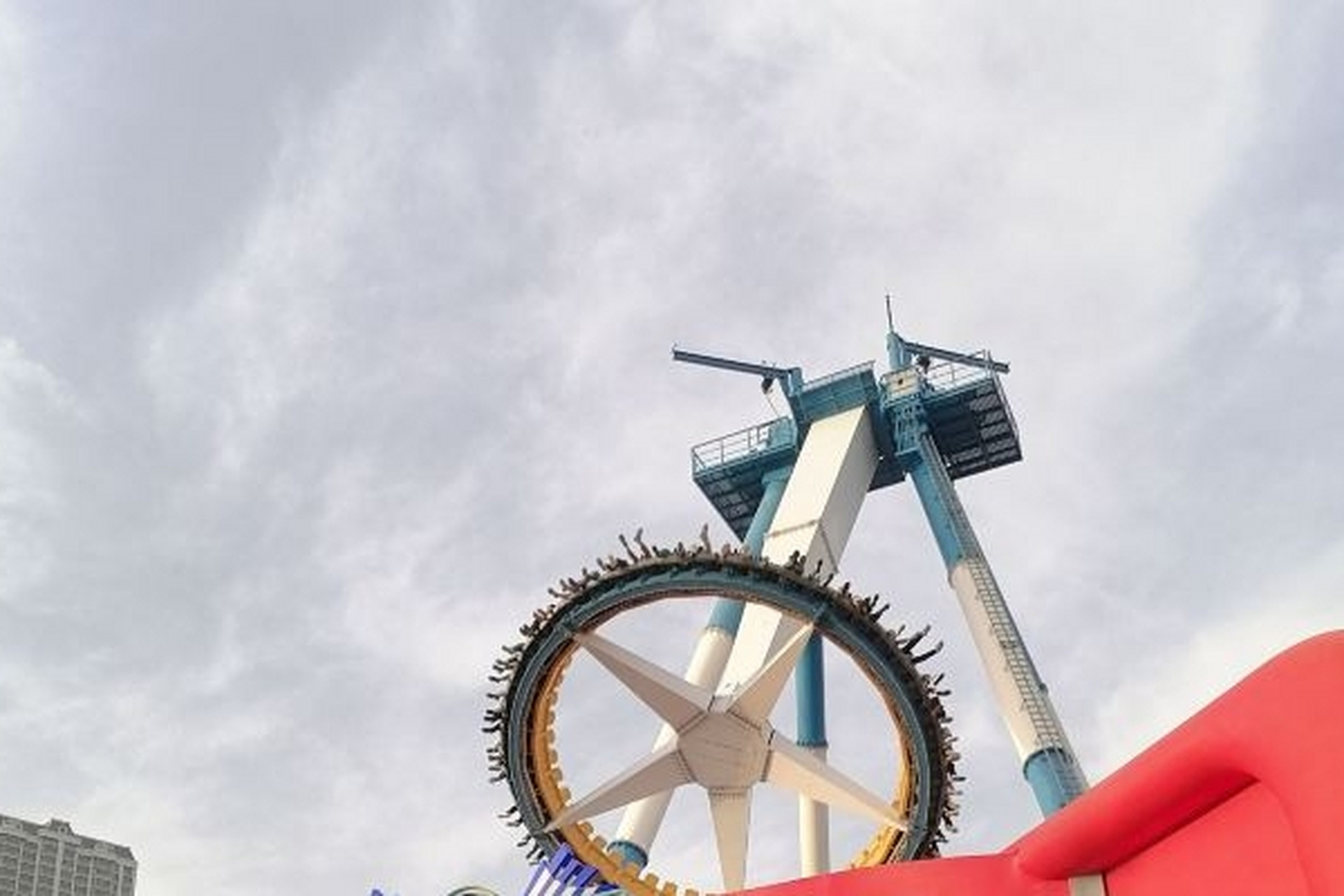 2024武汉欢乐谷毕业生优惠活动 毕业季学生优惠  使用时间:5月12日-6