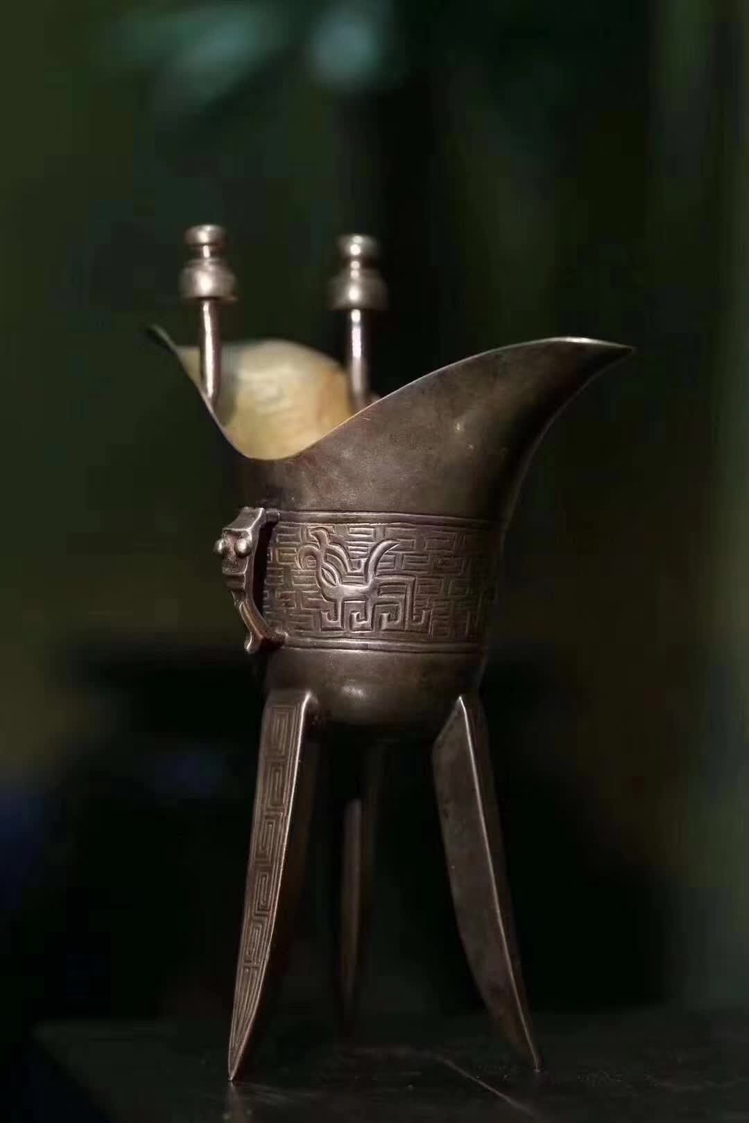 8g  清代纯银爵杯