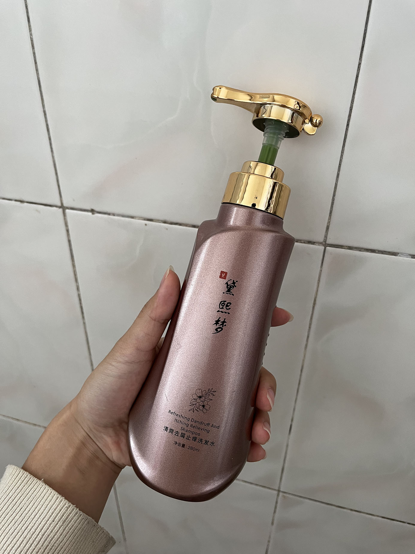 头皮总痒用什么洗发水?