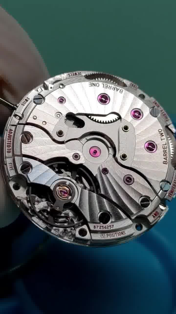 欧米茄星座进水维修 从水汽侵入到修复 进水问题,几乎是每个表主都不