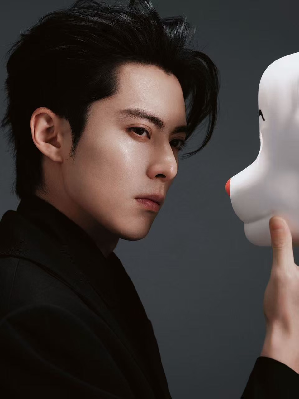 王鹤棣这套写真太会了!