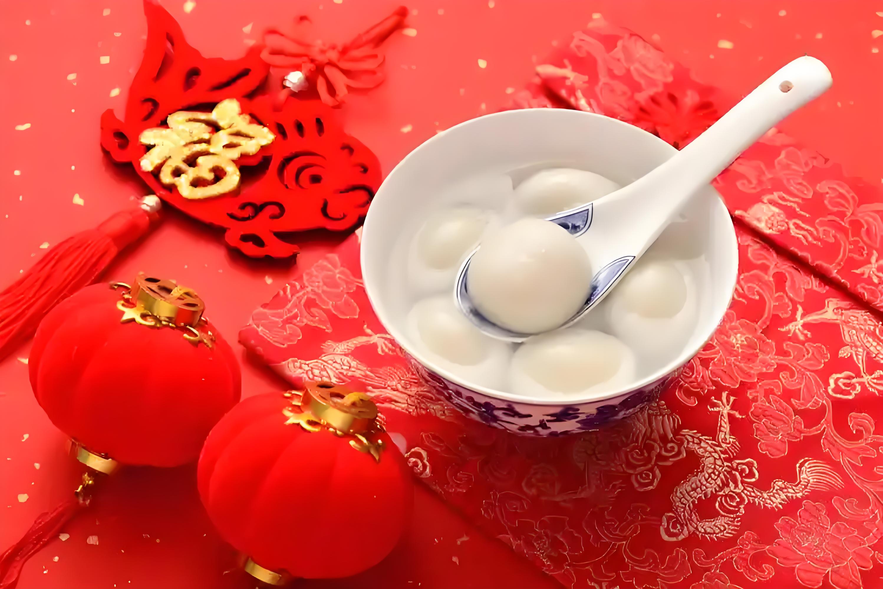 元宵佳节,月圆人团圆,家家户户的餐桌上少不了一盘圆滚滚,甜蜜蜜的