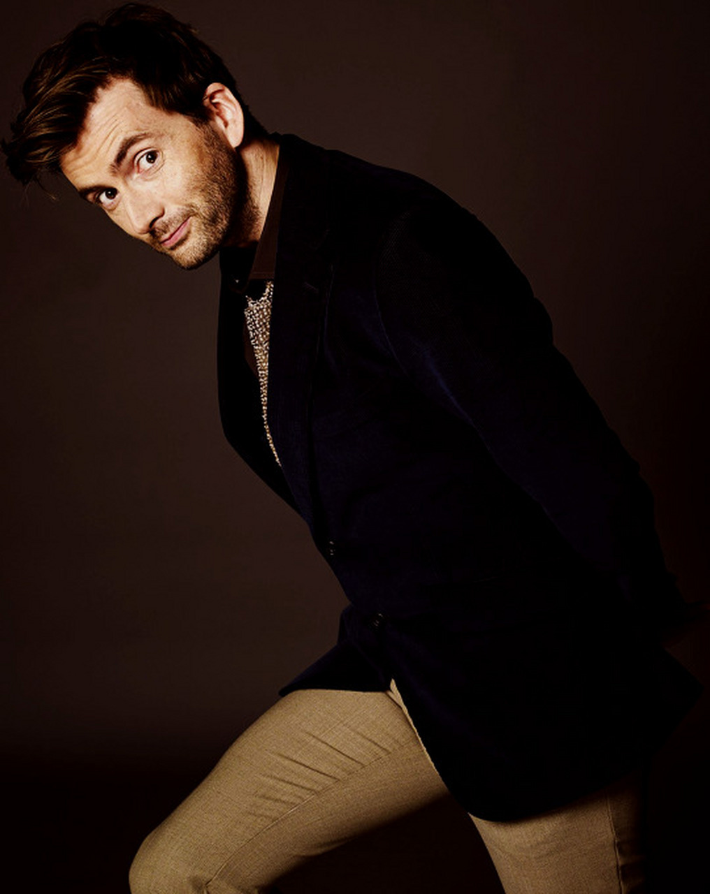 参演的莎士比亚舞台剧《无事生非》拍摄的一组宣传照~~ #大卫田纳特