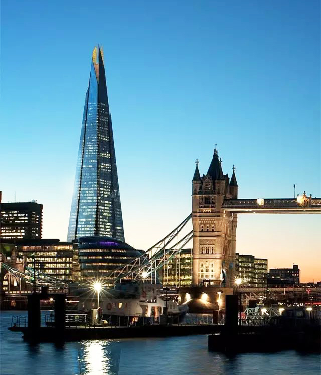 shard),又称"摘星塔",是一座位于英国伦敦市中心的摩天大楼,高度约310