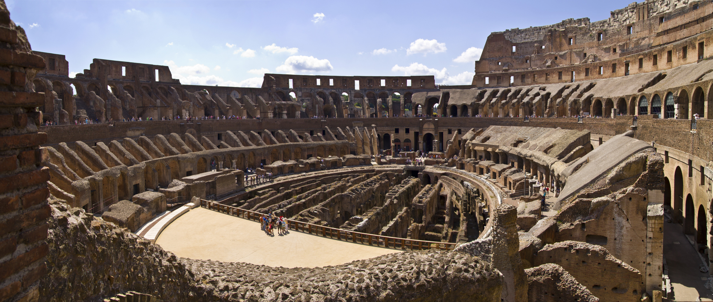 盘点一下我见过的古罗马(古希腊)剧场(4) 第四个是著名的罗马斗兽场