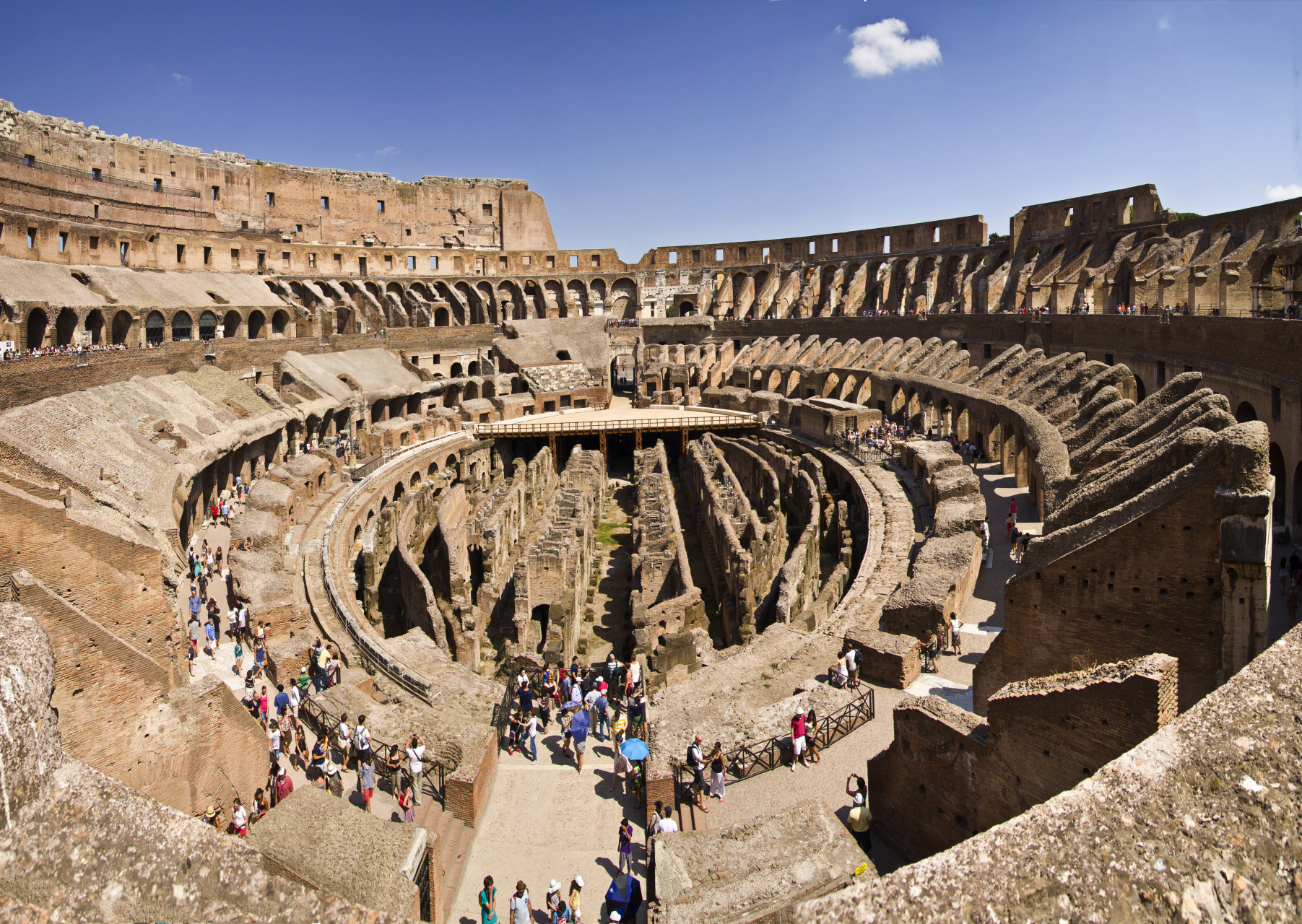 盘点一下我见过的古罗马(古希腊)剧场(4) 第四个是著名的罗马斗兽场