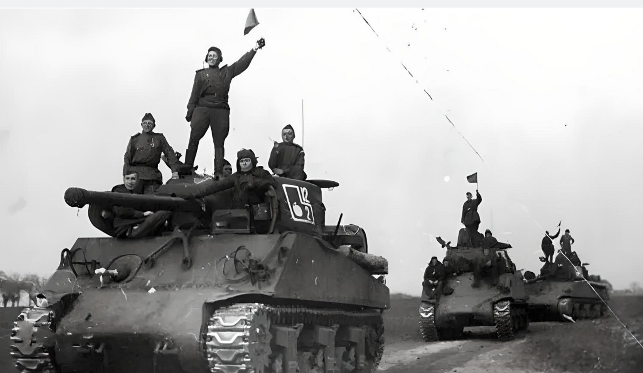 1945年4月维也纳街头,苏联第9机械化军(基辅—日托米尔机械化军)第46