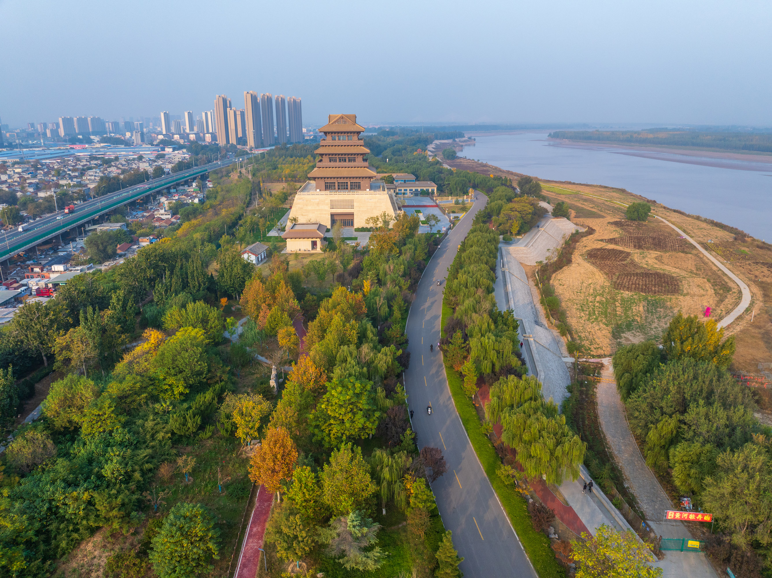 百里黄河风景区图片