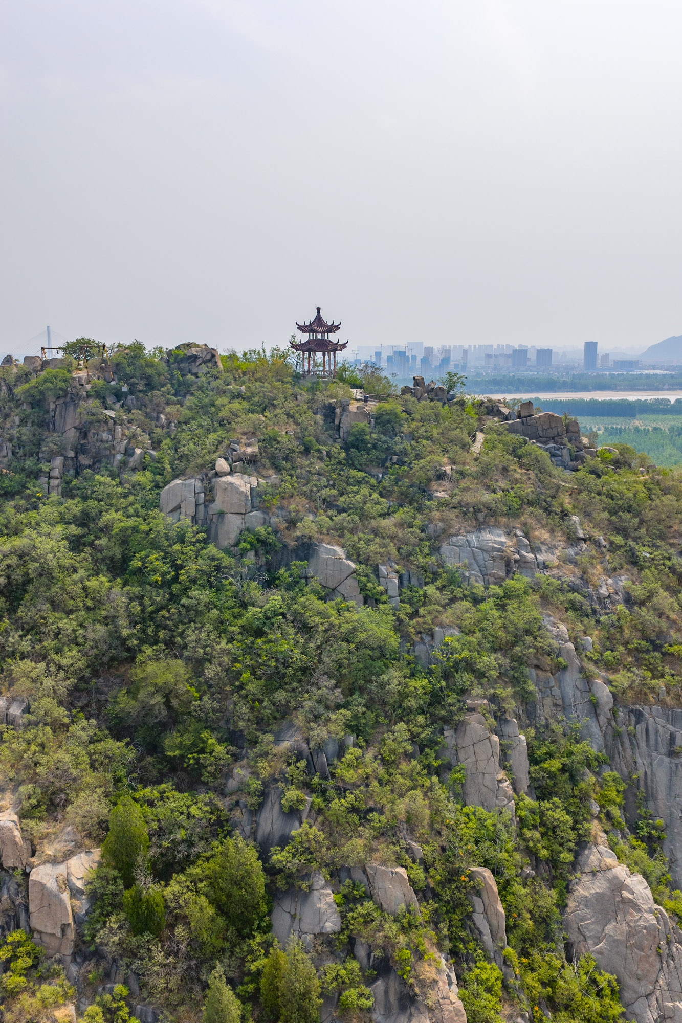 航拍济南黄河北景美人少的景点,济南鹊华烟雨所在地鹊山,风景秀丽美不