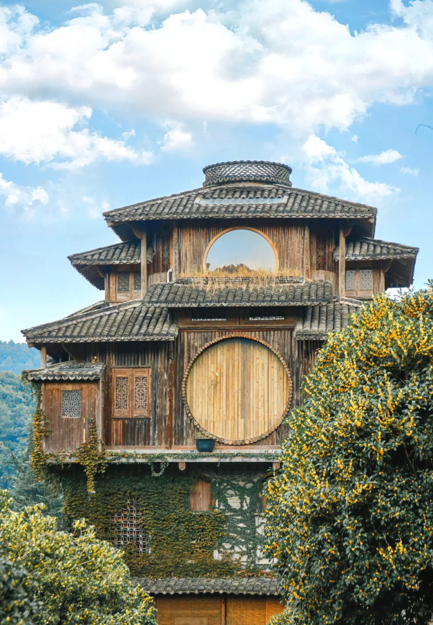 【一个女人,野性又优雅,对男人就是致命诱惑】 一