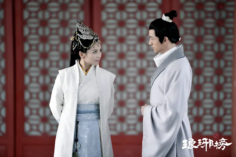 梅长苏,无疑是《琅琊榜》中最具魅力与深度的人物形象之一