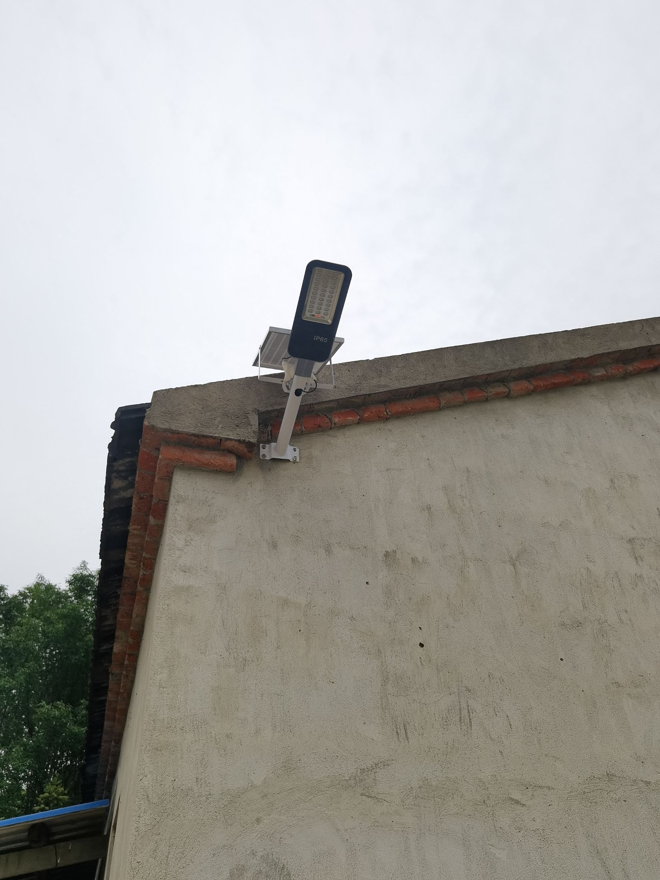 —专业生产太阳能路灯 在当今这个快速发展的时代