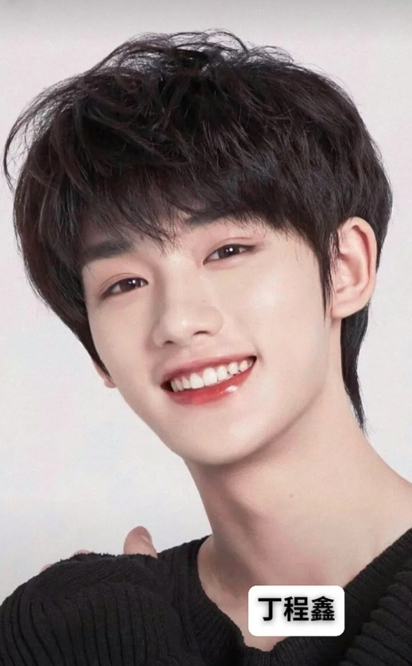 中国颜值很高的男明星 谁是你心中的爱豆