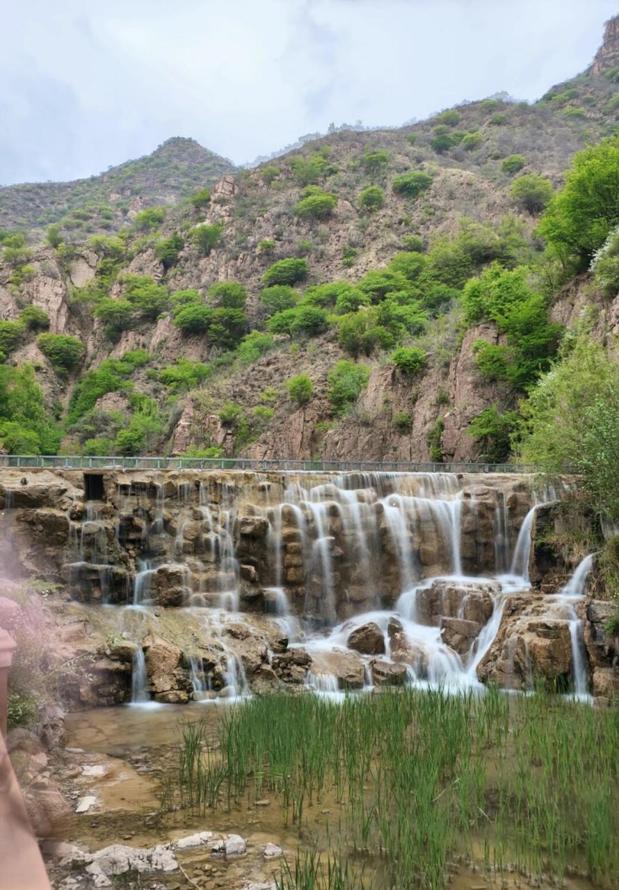 张家口飞瀑峡图片