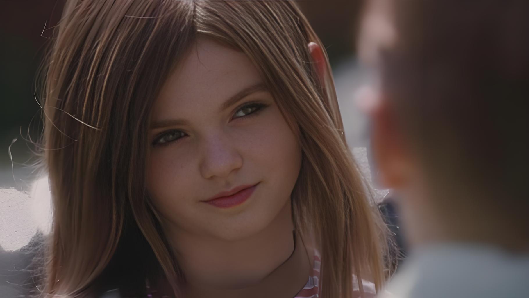 美国电影《怦然心动》的大结局是一个温暖且充满希望的美好结局: 朱莉