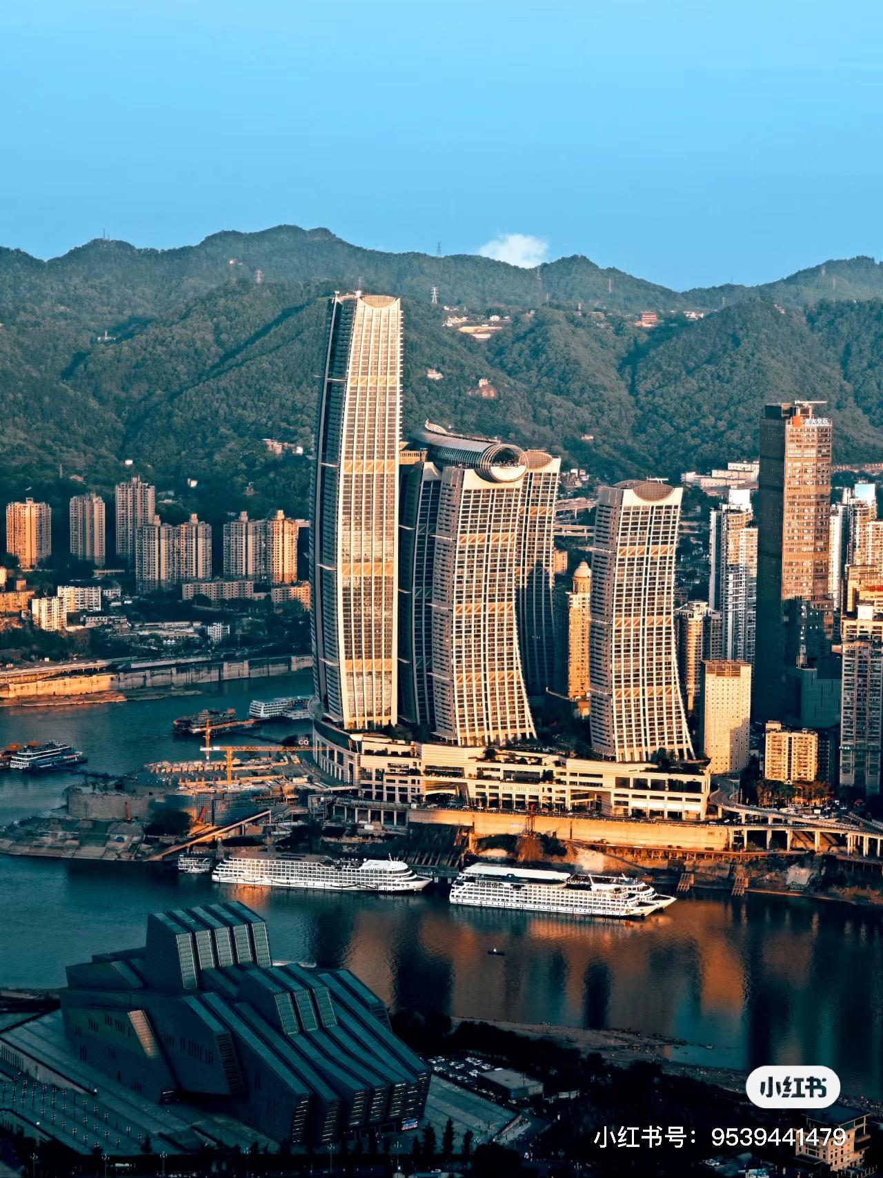 —重庆来福士广场