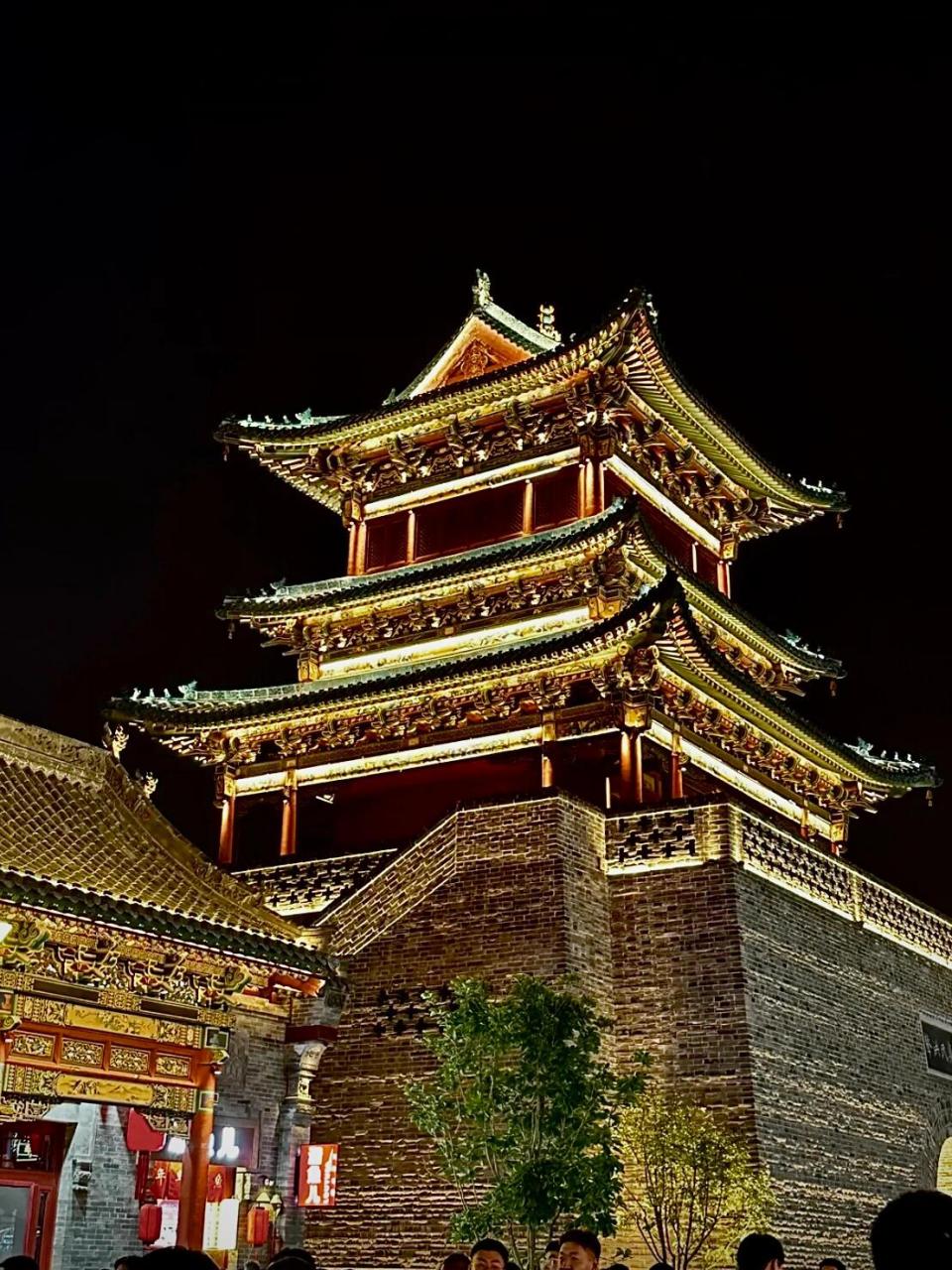 钟楼街夜景图片