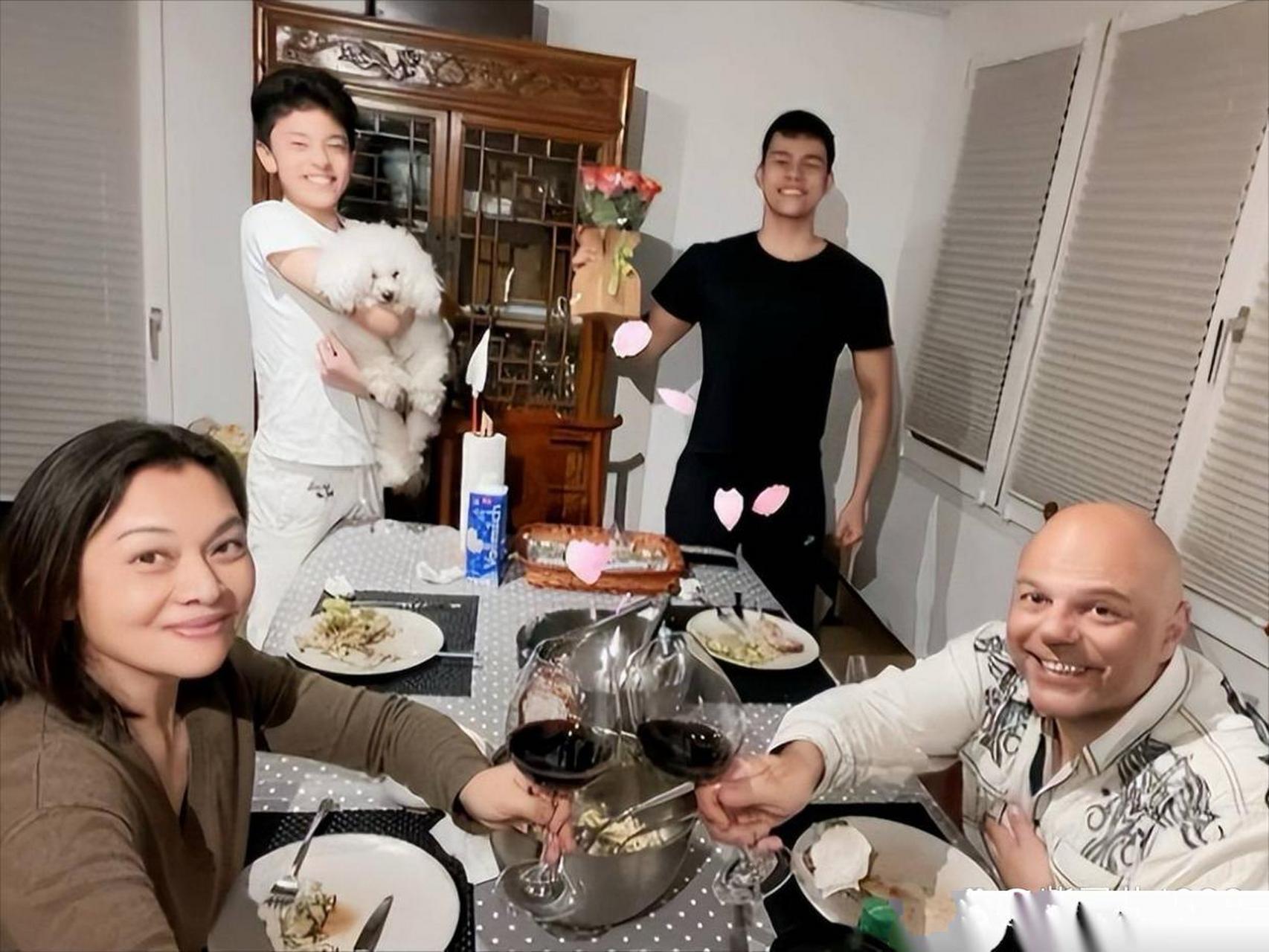 史可的甜蜜日常:瑞士丈夫爱她深似海