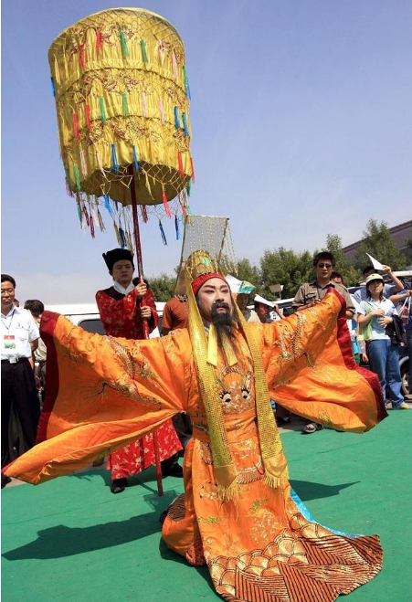 汉武帝横扫匈奴,去泰山封了个禅,泰山觉得很不错