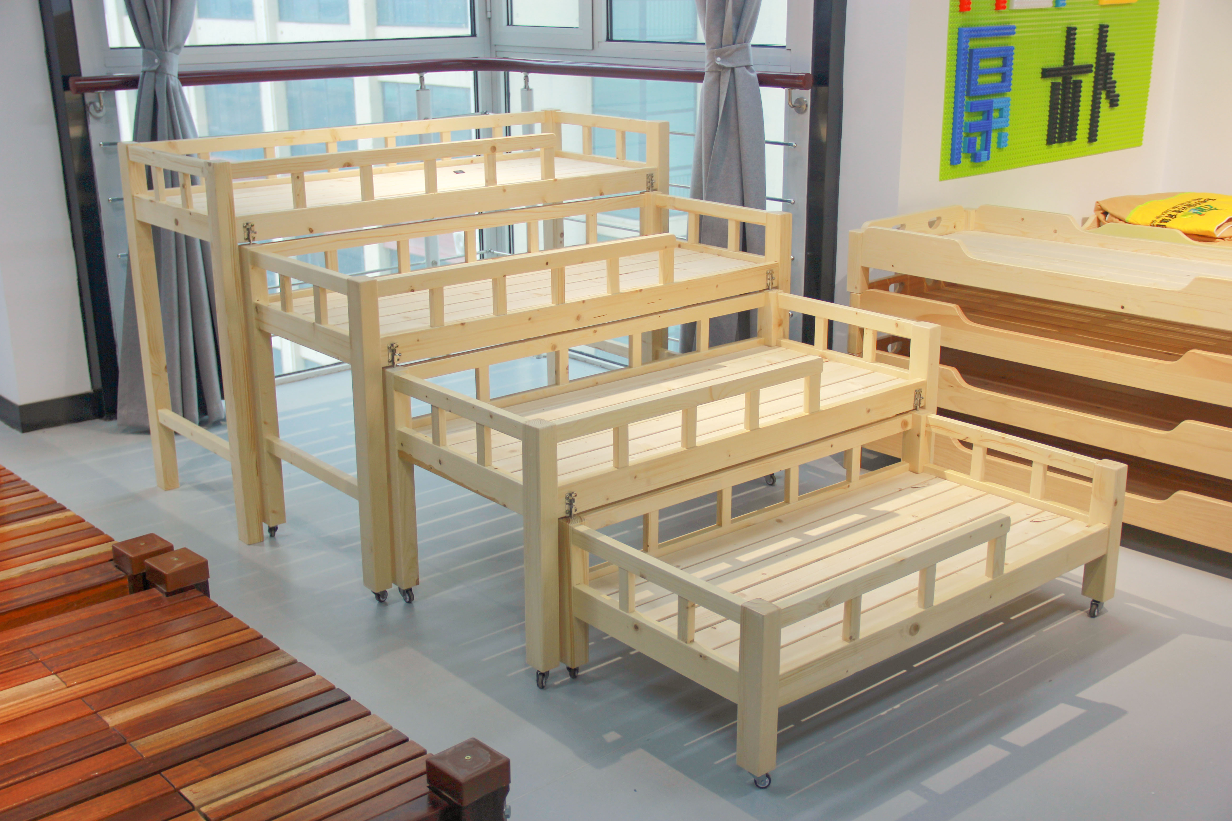 幼儿园专用床推拉床,幼儿园四层推拉床,杉木材质,第四层160*60*100cm