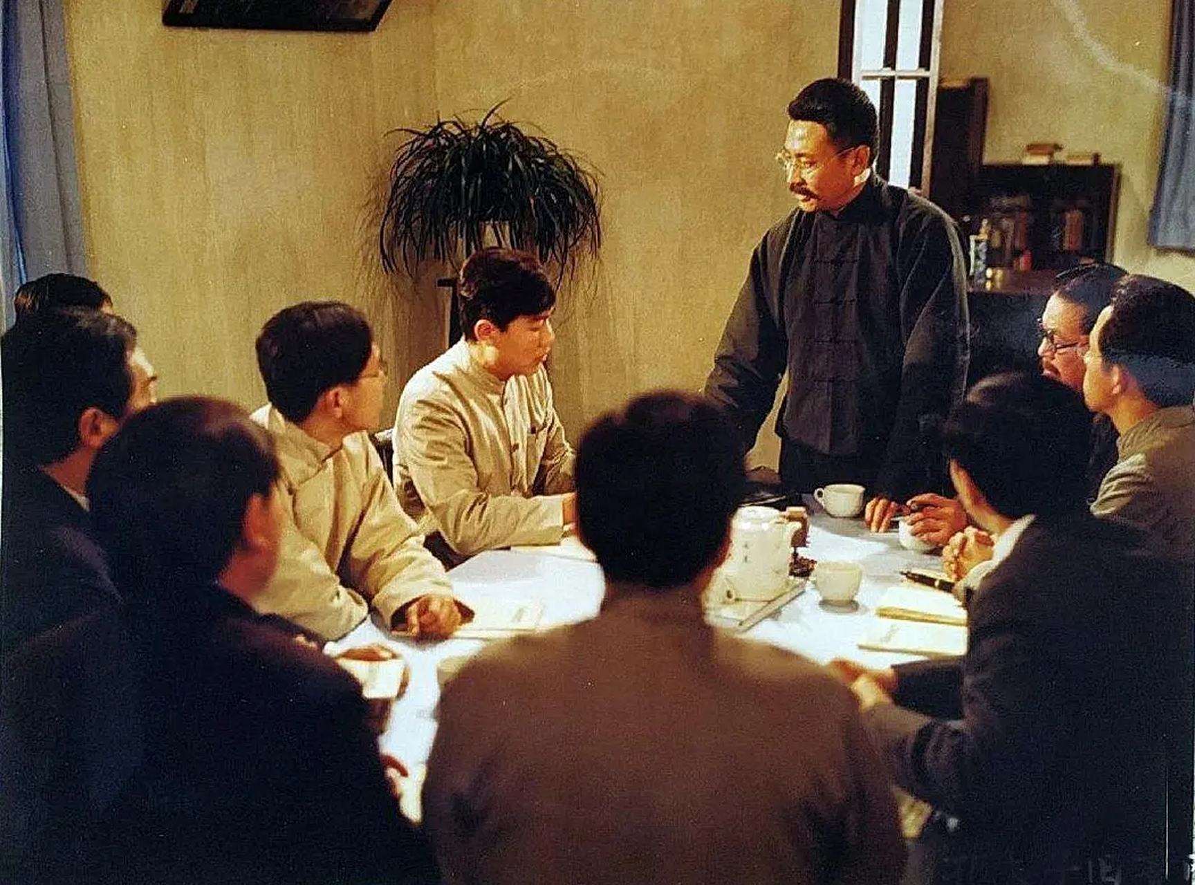 【新时期影视散论】《开天辟地》是李歇浦执导的革命历史题材剧情片