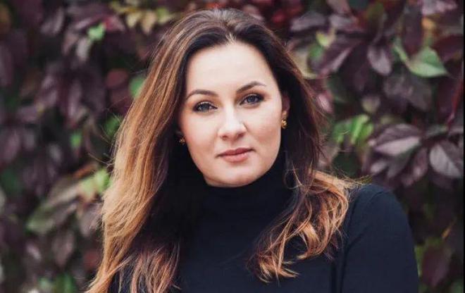 乌媒:泽连斯基或替换美女为总理 俄乌战争持续之际,乌克兰内部或再次