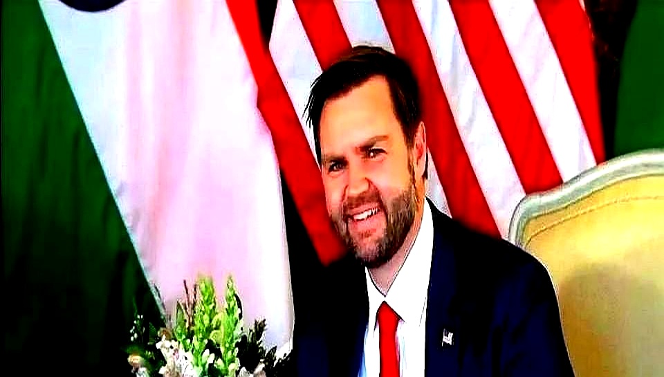 美国副总统访问了印度!印度表示不会报复美国的关税!结果呢?