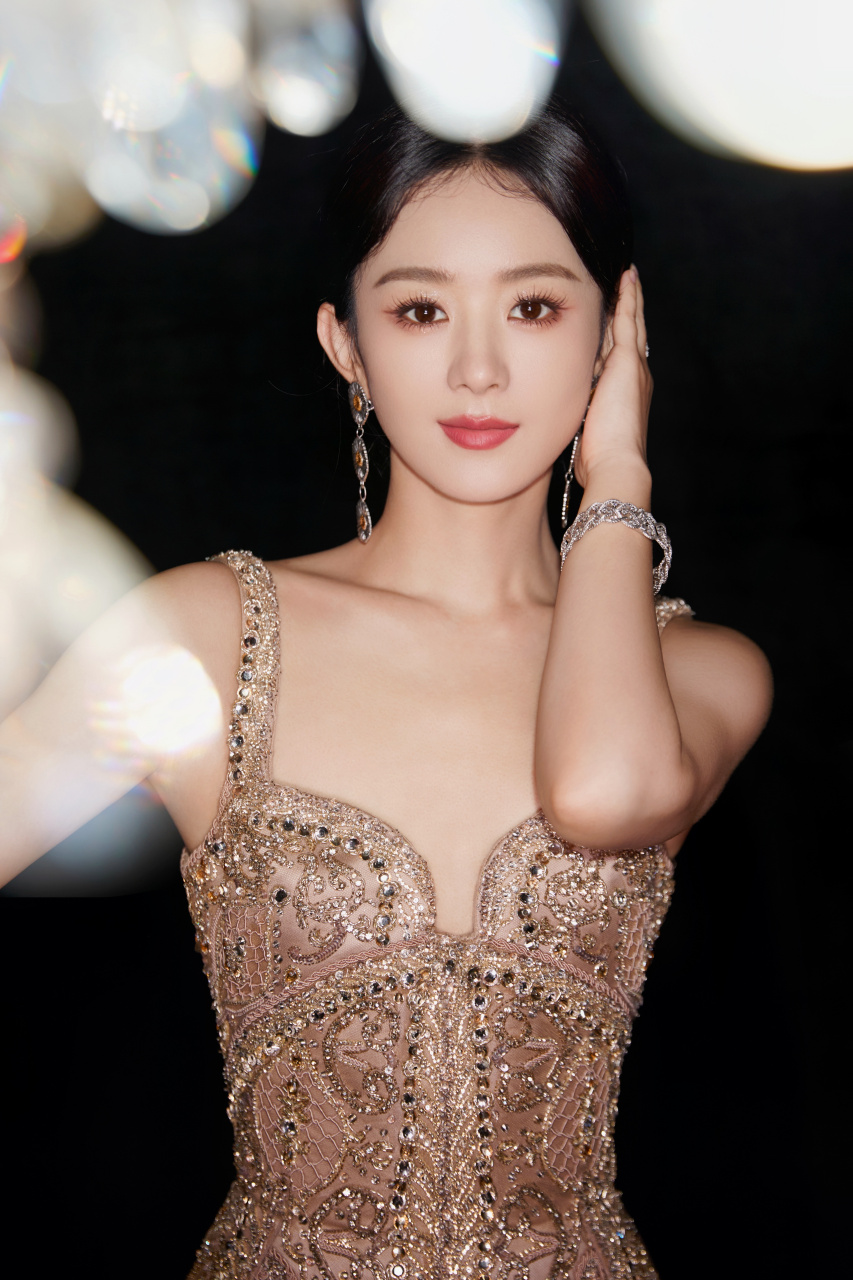 赵丽颖#   #动态连更挑战#   #明星八卦收集