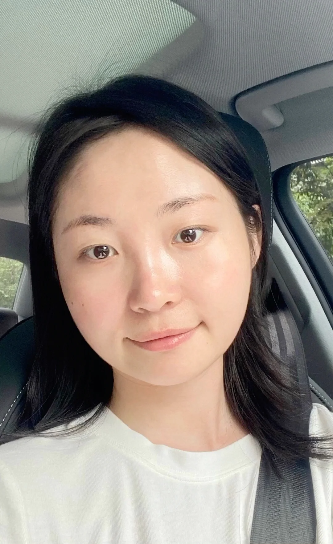 不得不说,自从有了它,我的日常妆容简直是轻松又