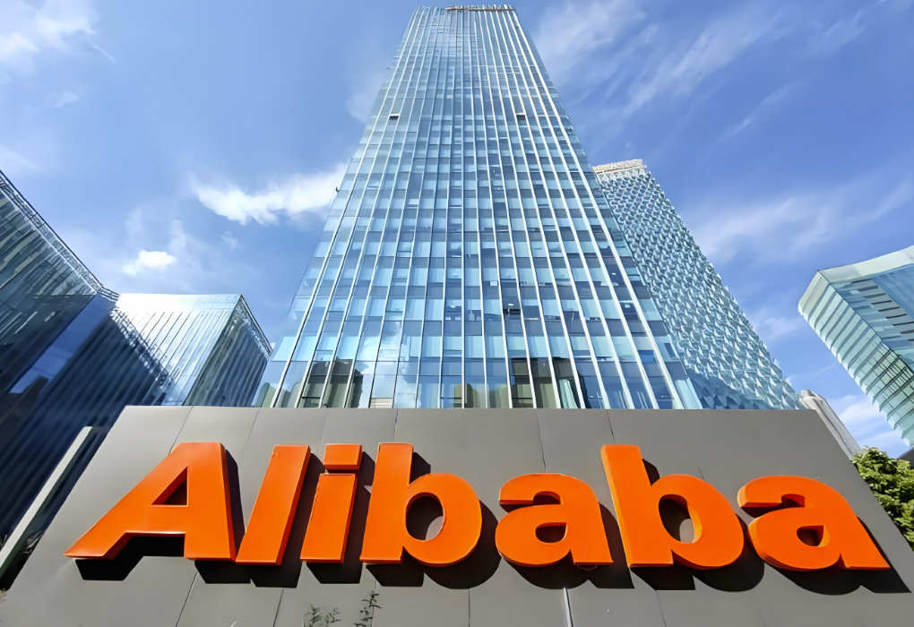 几个朋友吃饭,聊起阿里巴巴员工内网发帖这个事,网上有很多的观点,我