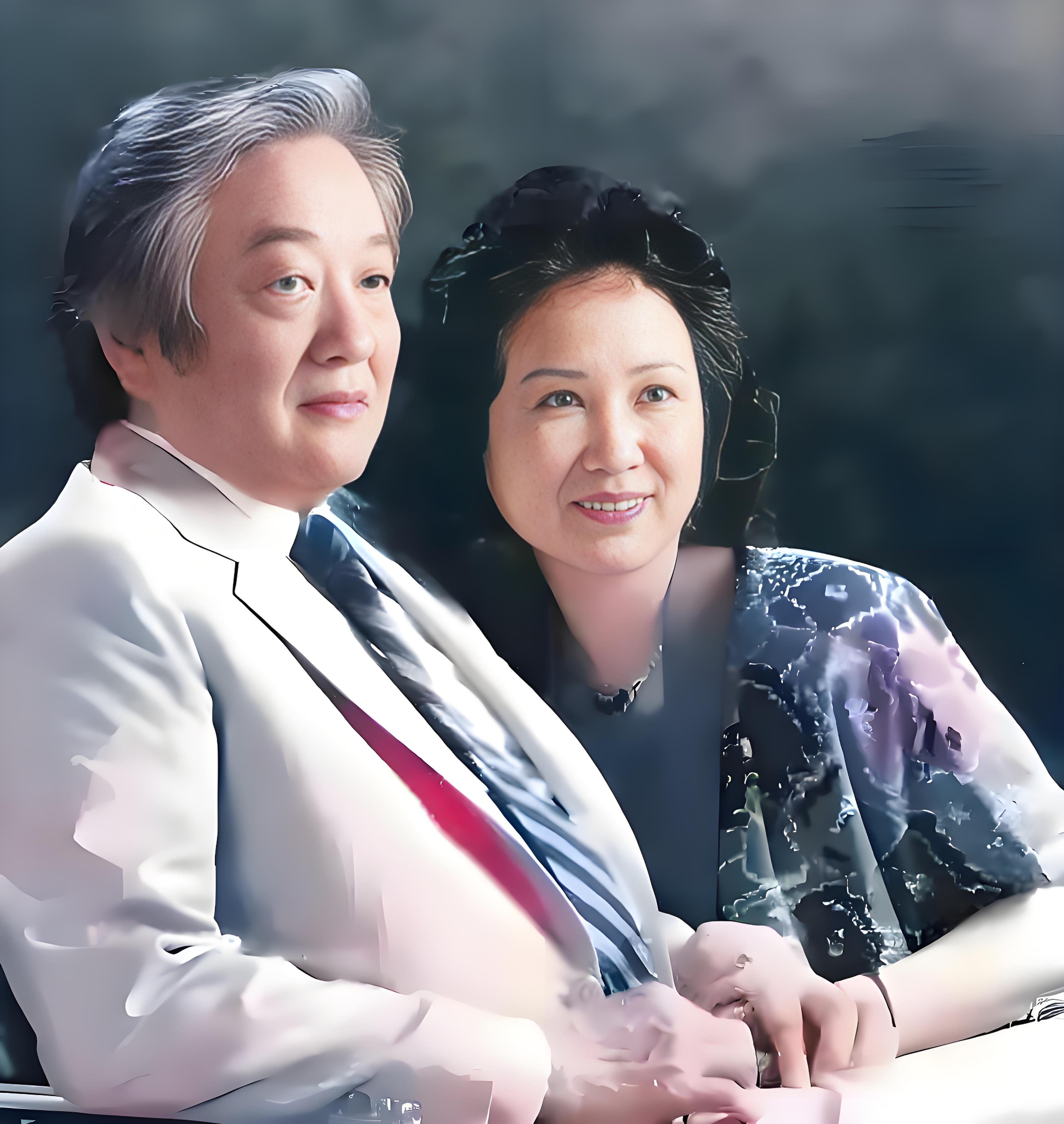 有人对比林婉珍和琼瑶的文风,论证「原配vs小三的文