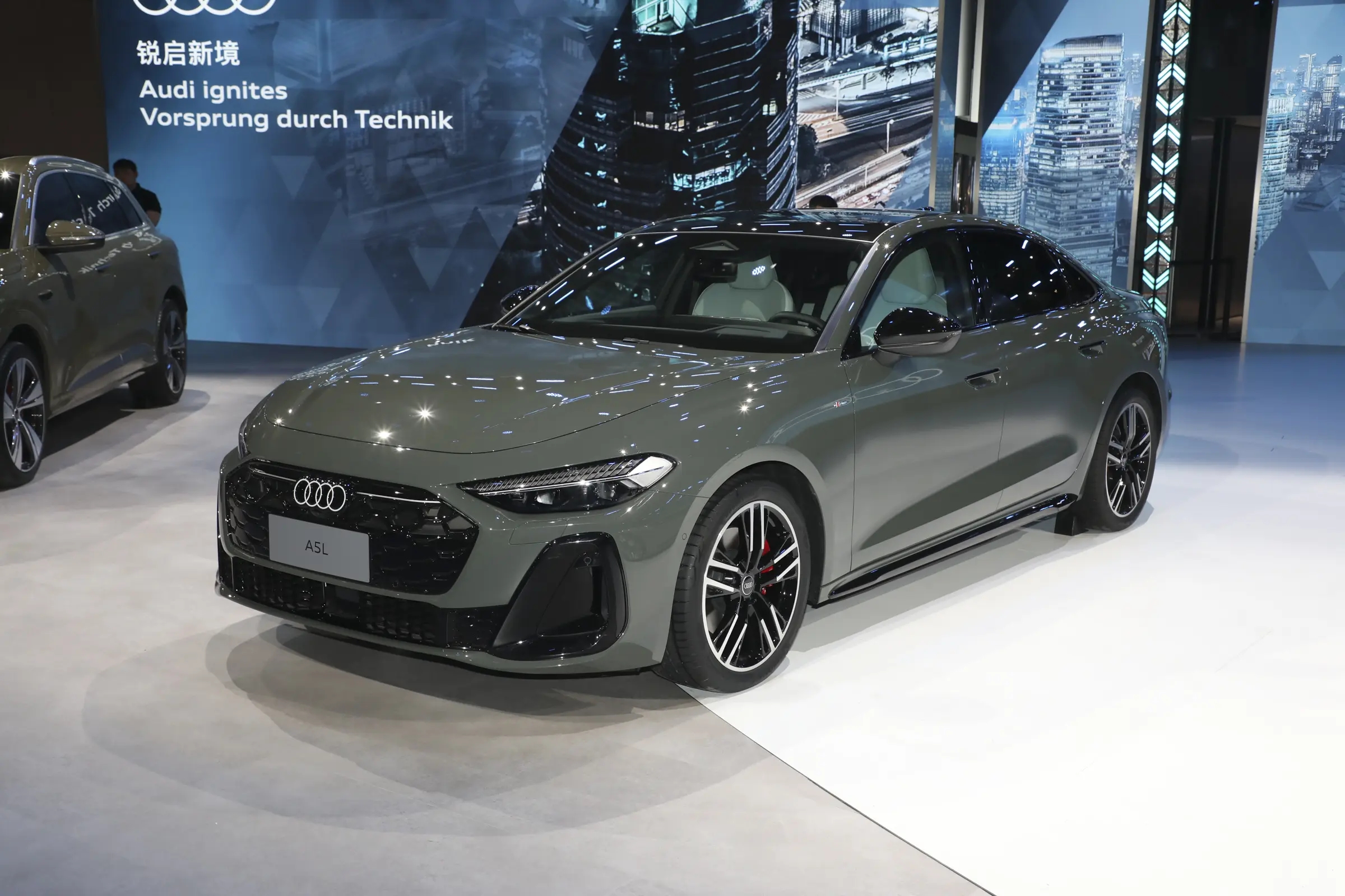 一汽奥迪a5l开启预售!