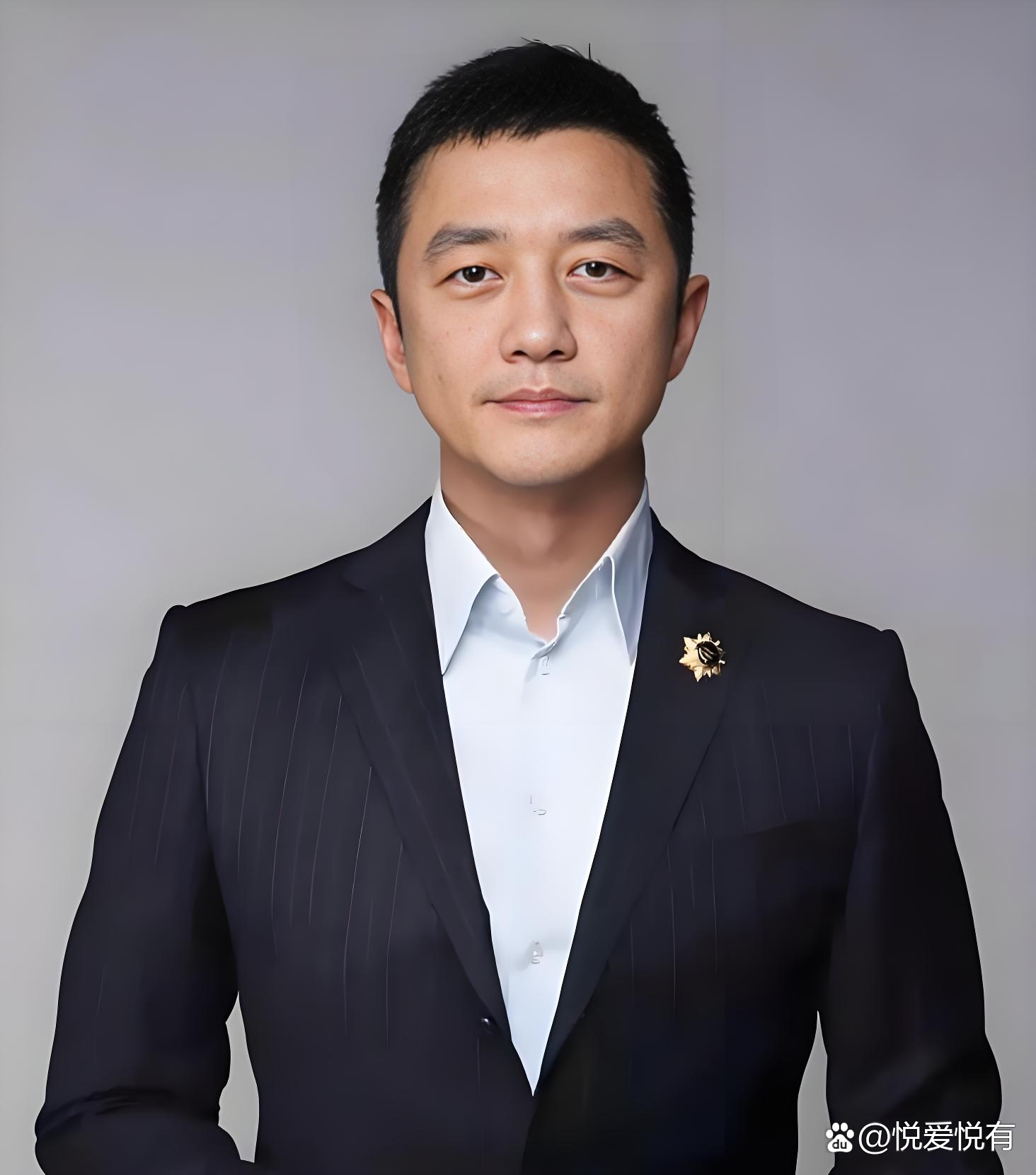 李亚鹏深夜微博发文警告王菲你不要脸我还要脸别连累我一家人这一