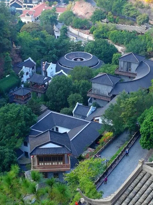 梅龙高速起于梅州市蕉岭县广福镇,终于梅县区城东镇,全长约58.28公里