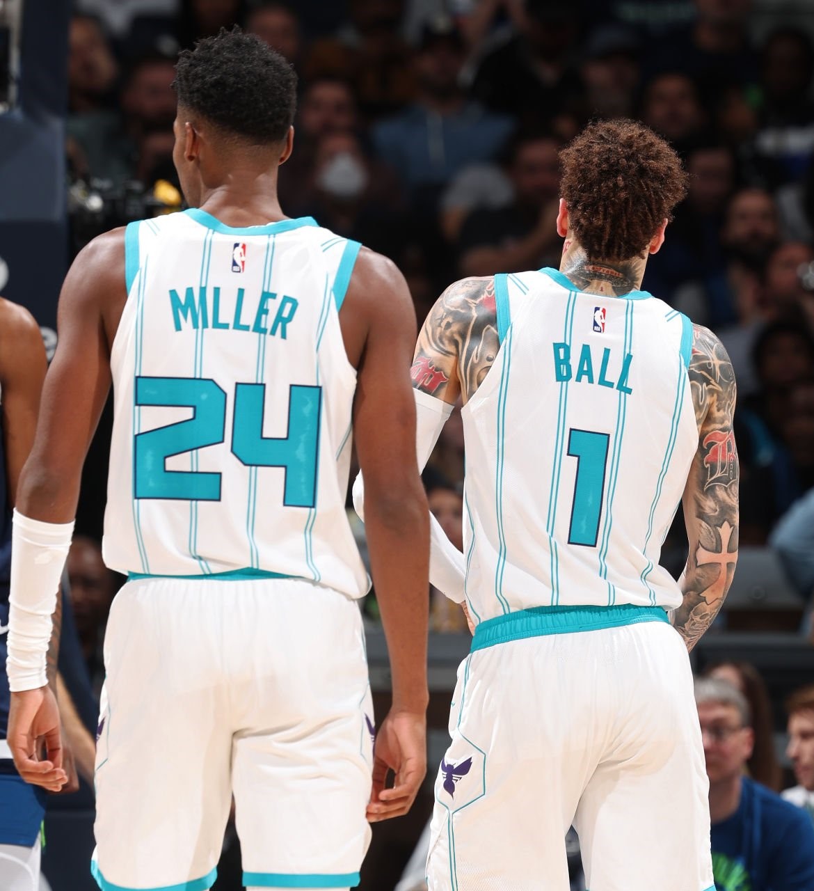 马尔卡宁34分9篮板 小瓦格纳30分9篮板8助攻 小