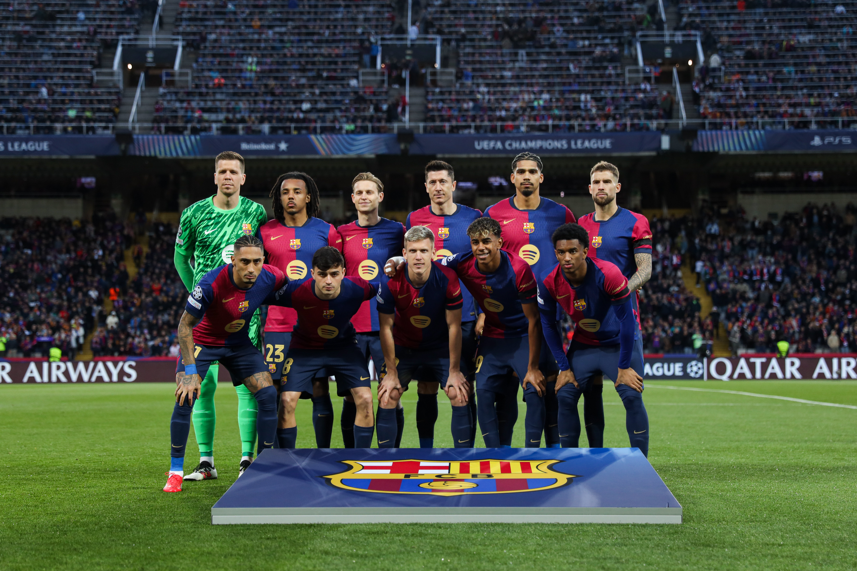 这张巴萨全家福只认识莱万多夫斯基.#巴塞罗那