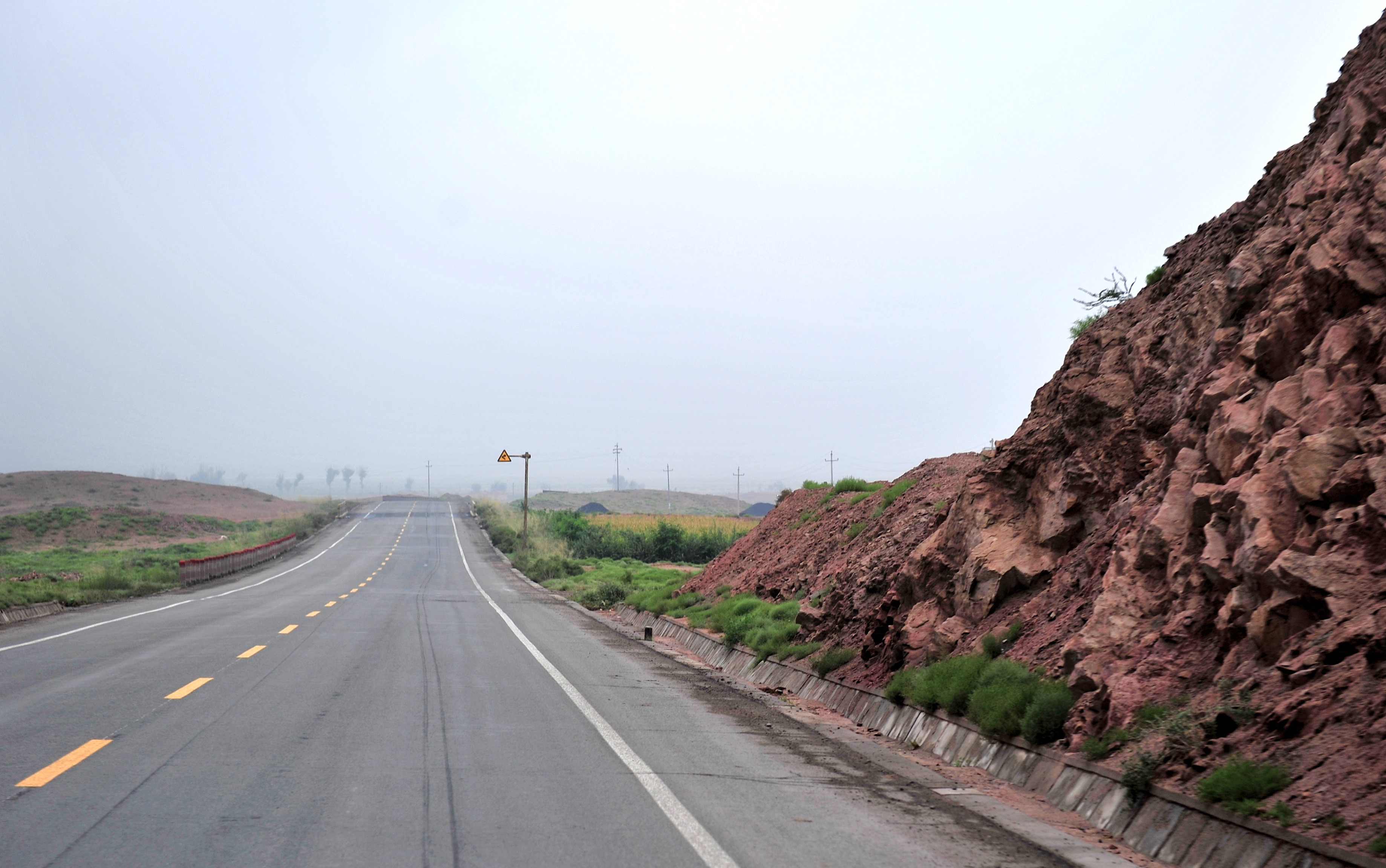 郎岱至二维公路图片