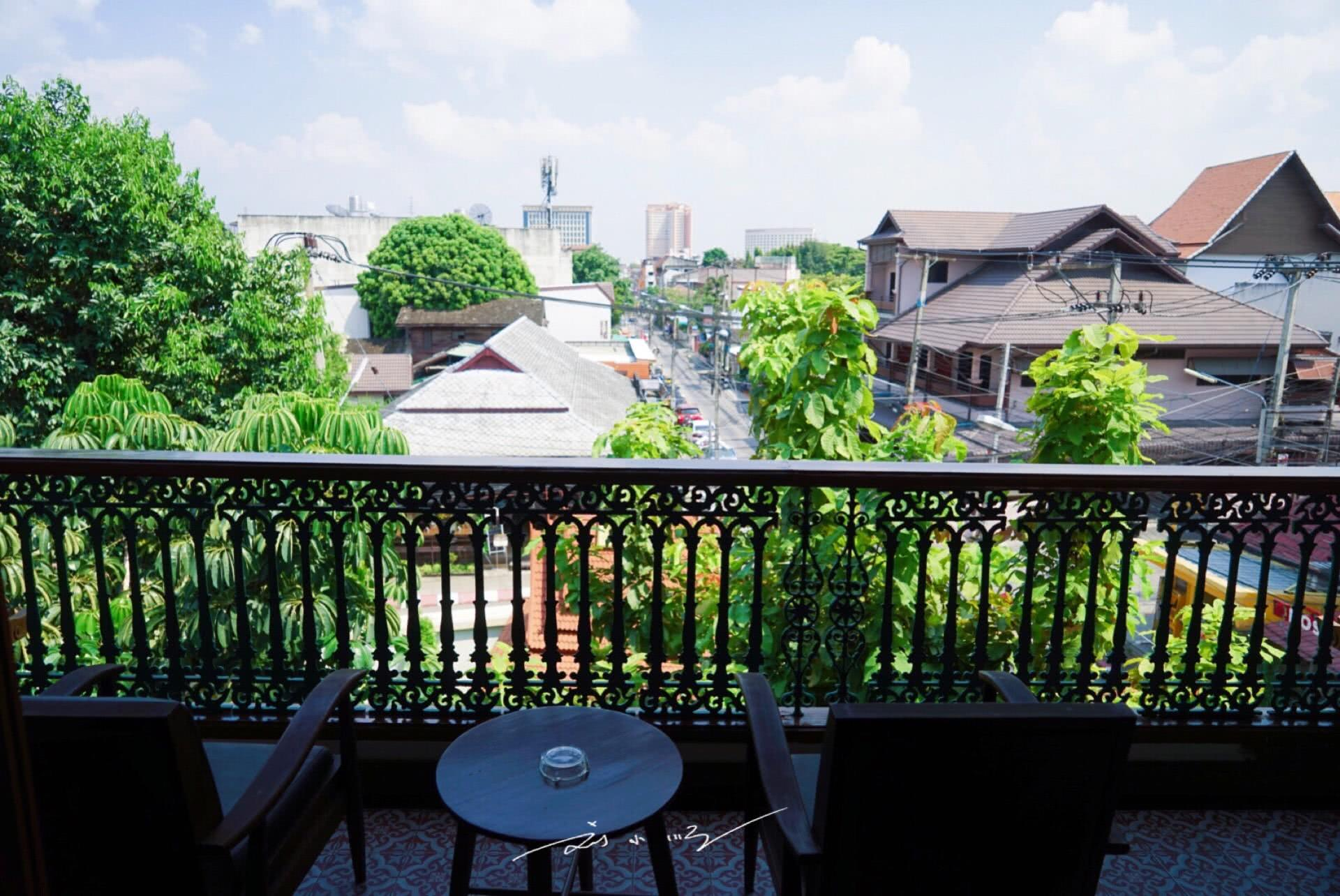 泰国清迈古城最罕见的"双胞胎"酒店,中国游客感觉傻傻分不清?