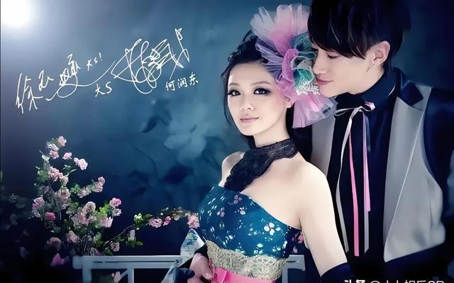 大s将最美婚纱照留在了《泡沫之夏》,那个时期的她美得令人惊艳